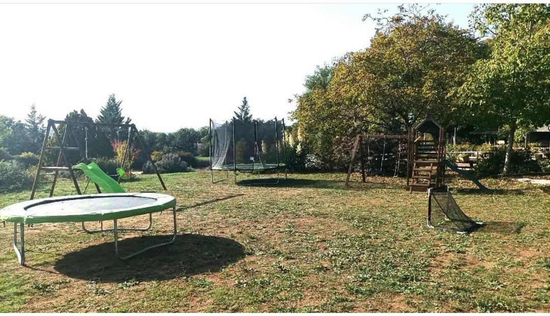 7-Gite-7 Personnes Au Coeur De La Nature /Piscine Saint-Aubin-de-Nabirat Dış mekan fotoğraf